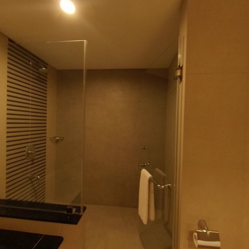 Deluxe Bath Room